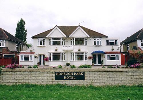 Nonsuch Park Hotel Епсом Екстер'єр фото