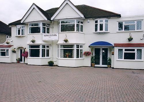 Nonsuch Park Hotel Епсом Екстер'єр фото
