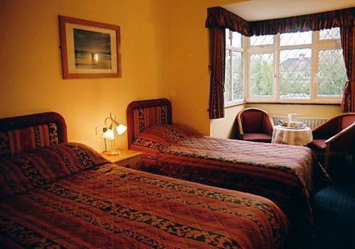 Nonsuch Park Hotel Епсом Екстер'єр фото